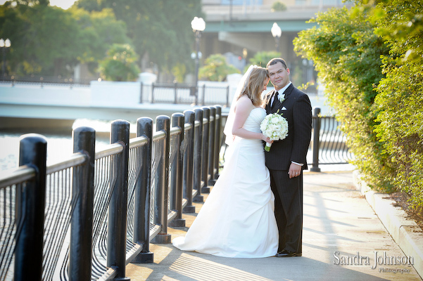 Best Courtyard Lake Lucerne - IW Phillips House Wedding Photos - Sandra Johnson (SJFoto.com)